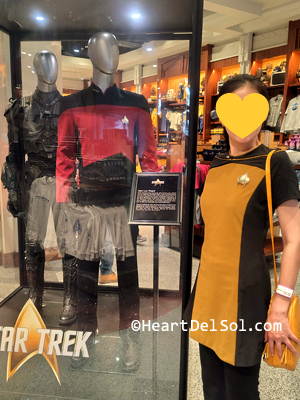 Pic069 - Universal studios Fan Fest Nights Star Trek ***